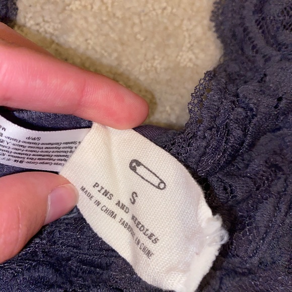 Dark grey halter lace bralette - Picture 3 of 4